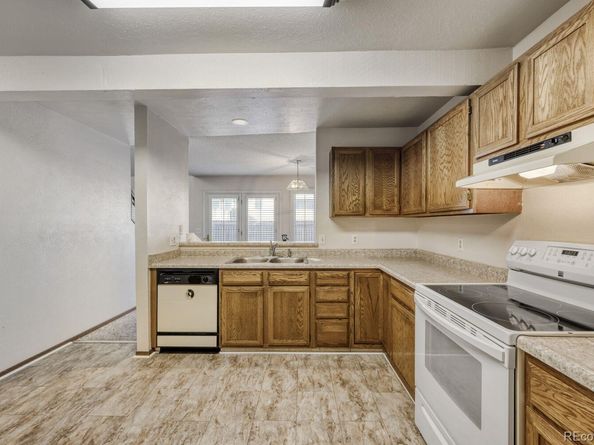 15455 E Louisiana Avenue, Aurora CO 80017