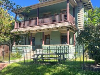 1454 N Williams Street