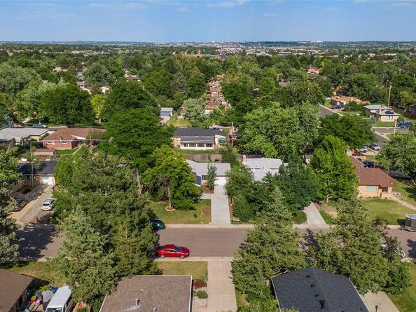 216 Hemlock, Broomfield CO 80020