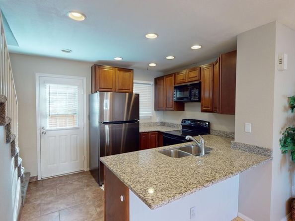 1811 S Quebec Way 194, Denver CO 80231