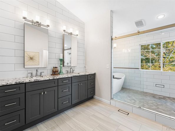19054 E Belleview Place, Centennial CO 80015