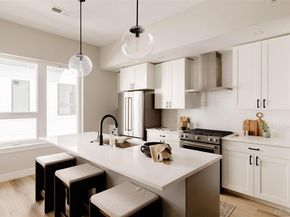 8260 E 36th Avenue 31, Denver CO 80238