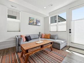 5105 W 38th Avenue 8, Denver CO 80212