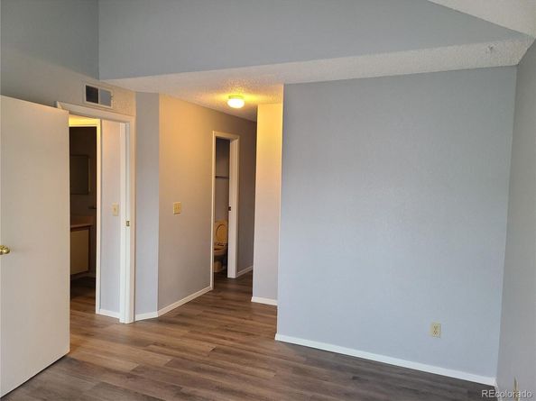 4760 S Wadsworth 301, Littleton CO 80123