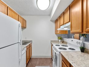 2707 Valmont Road 106, Boulder CO 80304
