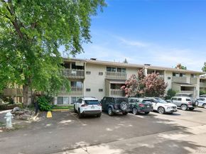 2707 Valmont Road 106, Boulder CO 80304