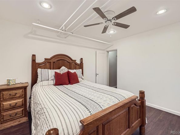 2233 Kearney Street 19, Denver CO 80207