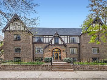 2233 Kearney Street