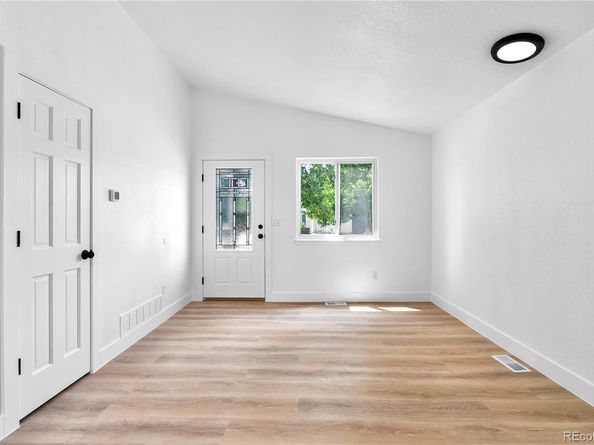4556 S Pagosa Way, Aurora CO 80015