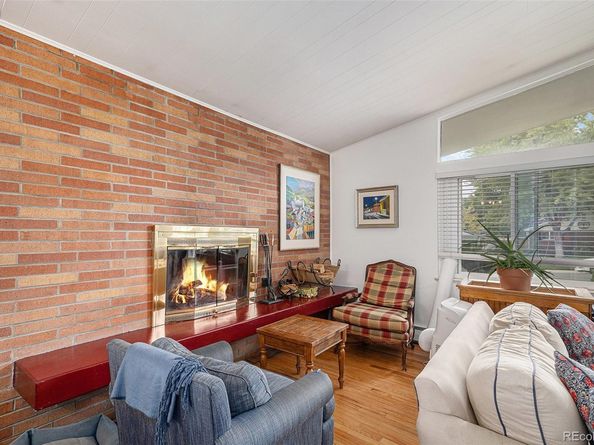 1575 S Grape Street, Denver CO 80222