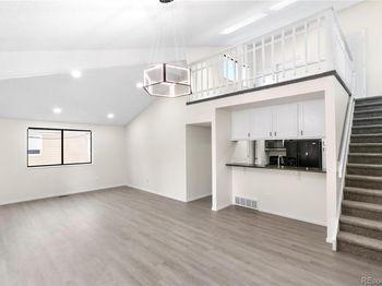 1732 S Trenton