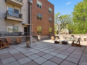 1700 N Emerson Street 304, Denver CO 80218