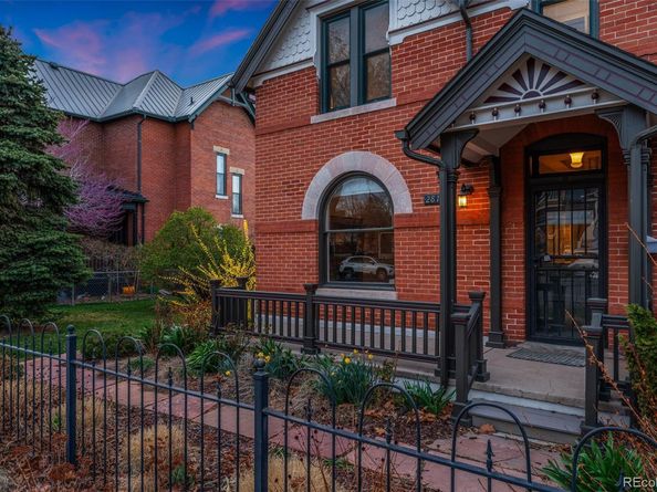 2815 Curtis Street, Denver CO 80205