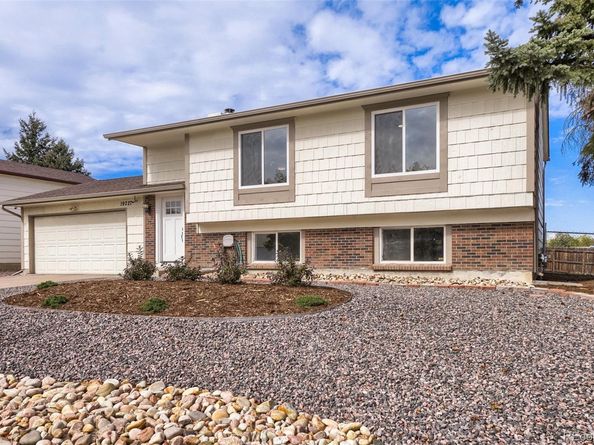 19227 E Arizona Place, Aurora CO 80017