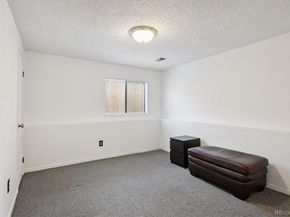 1553 S Carson Street, Aurora CO 80012