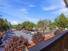 35 Lottie Bennett Lane 4, San Francisco CA 94115