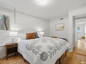 8440 Skyline Boulevard, Oakland CA 94611