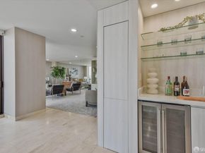 611 Washington Street 2105, San Francisco CA 94111