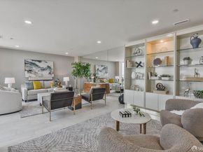 611 Washington Street 2105, San Francisco CA 94111
