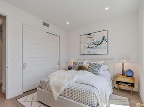 425 First Street 21, Los Altos CA 94022