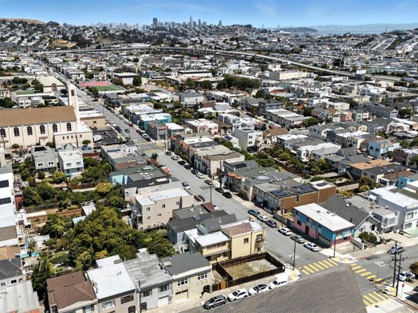 420 Woolsey Street, San Francisco CA 94134