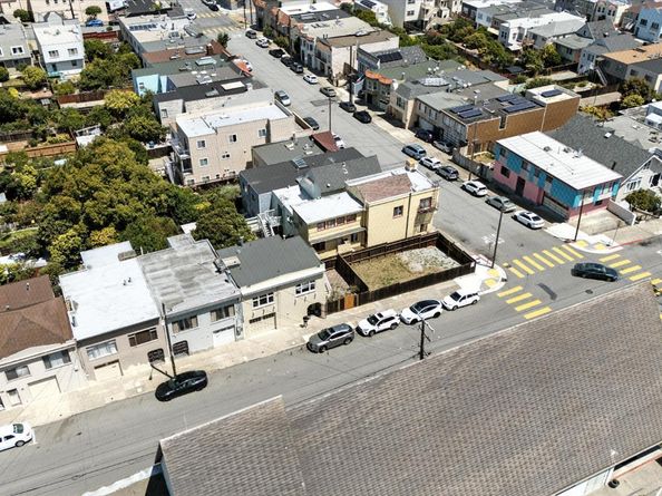 420 Woolsey Street, San Francisco CA 94134