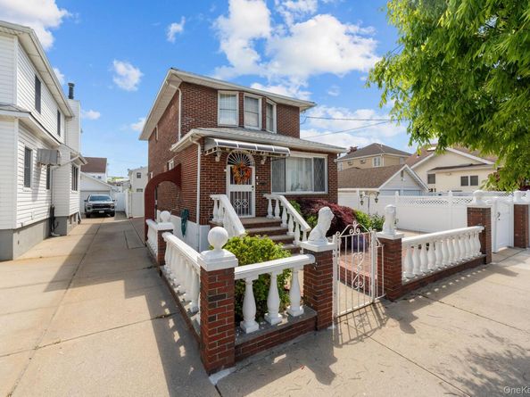 15843 101st Street, Howard Beach NY 11414