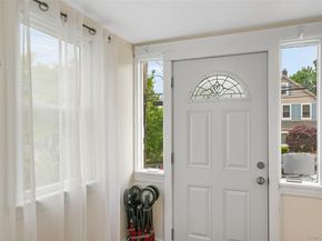 38 Emmett Terrace, New Rochelle NY 10805