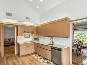 53 Hightop Lane, Jericho NY 11753