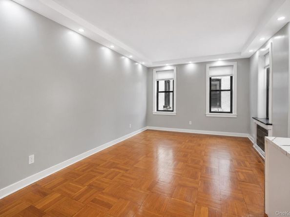 7119 Shore Road 2C, Brooklyn NY 11209