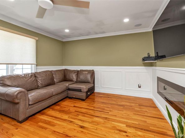 56 New Street, Lynbrook NY 11563
