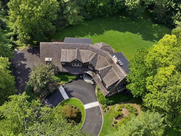 8 Ironwood Lane, Rye NY 10580