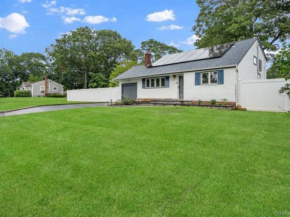 18 Huron Street, Port Jefferson Station NY 11776