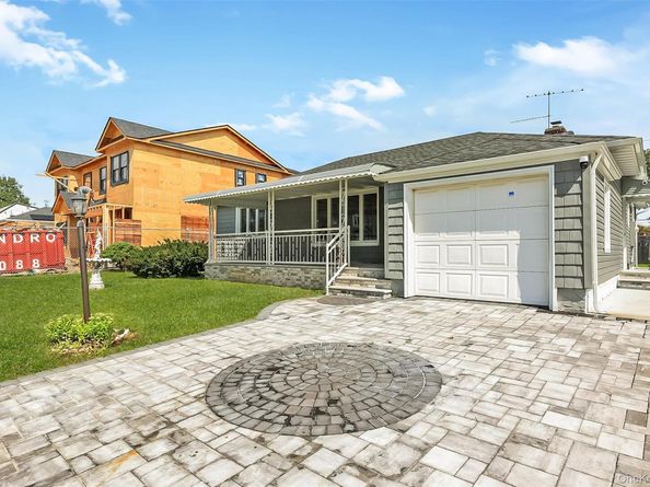 2088 Renfrew Avenue, Elmont NY 11003