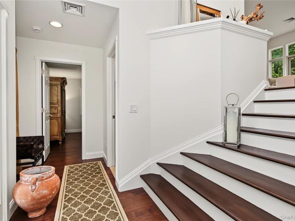 812 Heritage Hills A, Somers NY 10589
