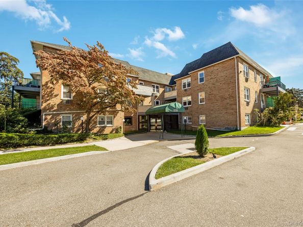570 Broadway B11, Lynbrook NY 11563