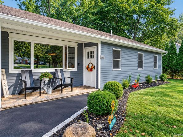 105 Raynor Road, Ridge NY 11961