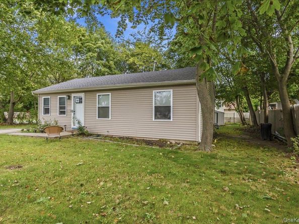 761 Provost Avenue, Bellport NY 11713