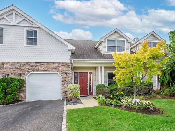 194 Pond View Drive 387, Port Washington NY 11050