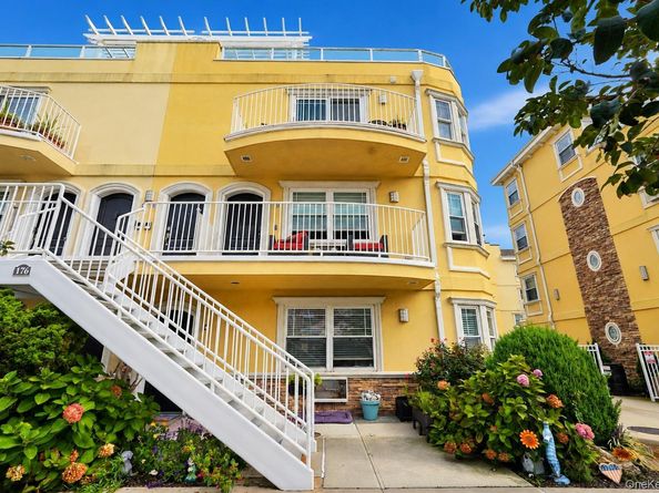 176 Beach 101st Street 4A, Rockaway Park NY 11694