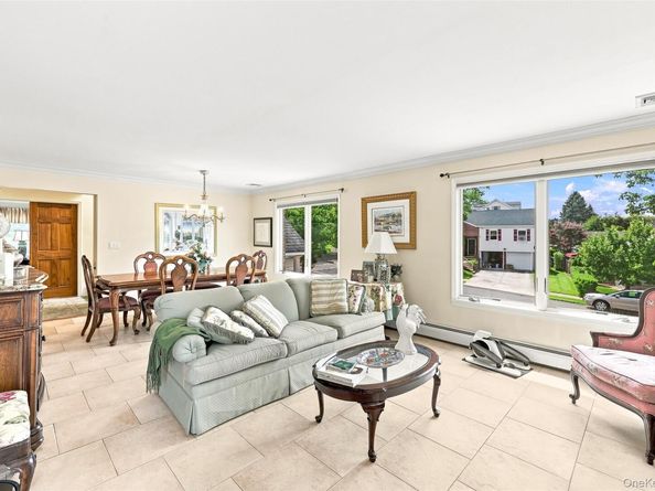 5315 Overbrook Street, Douglaston NY 11362