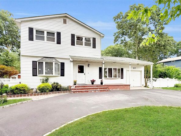 37 Hampton Avenue, Mastic NY 11950
