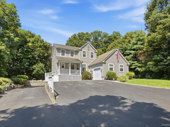 104 Lincoln Boulevard, Hauppauge NY 11788