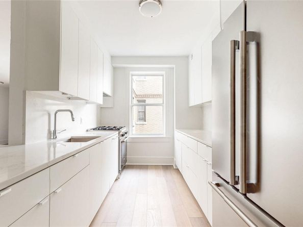 14809 Northern Boulevard 5M, Flushing NY 11354