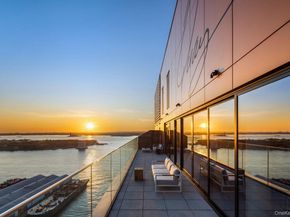 50 BRIDGE PARK Drive 25A, Brooklyn NY 11201