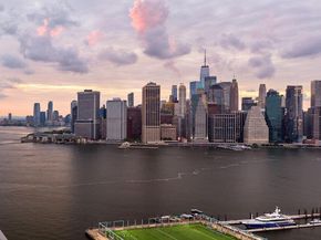 50 BRIDGE PARK Drive 25A, Brooklyn NY 11201