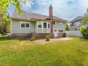 890 Carol Court, Woodmere NY 11598