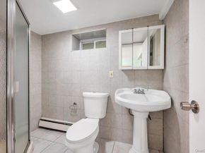 27 Yarnell Street, Brentwood NY 11717