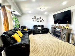 218 Pointe Circle 218, Coram NY 11727