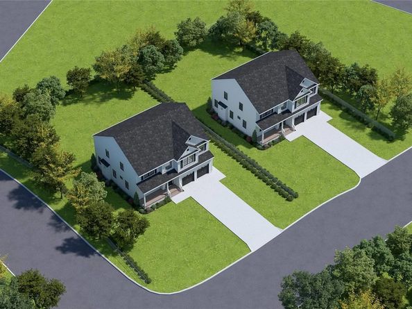 106 Schoolhouse Road, East Islip NY 11730